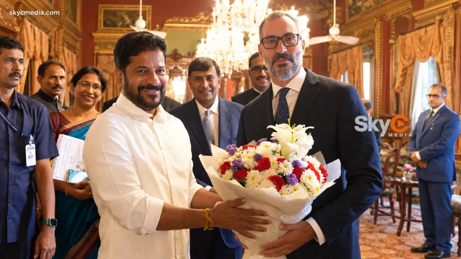 తెలంగాణ గ్లోబల్ సమ్మిట్కు ఆగా ఖాన్ ను ఆహ్వానించిన రేవంత్! తెలంగాణ గ్లోబల్ సమ్మిట్కు ఆగా ఖాన్ ను ఆహ్వానించిన రేవంత్!