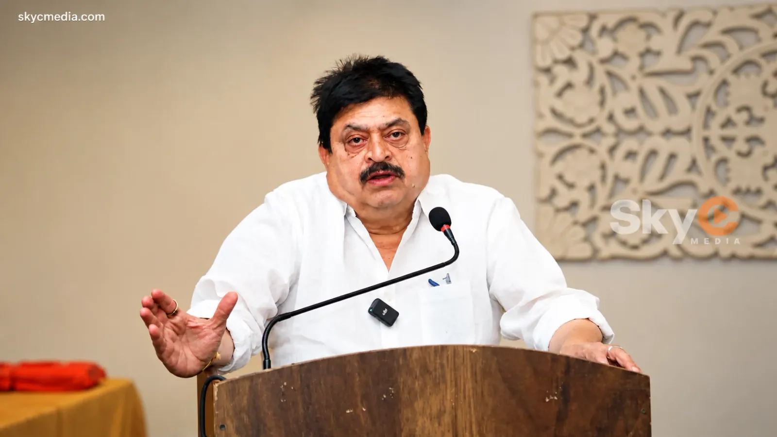 సెప్టెంబర్ 17ను విమోచన దినంగా జరుపుకోవాలి: రామ్‌చందర్ రావు